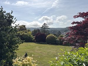 Photo 27- click for photo gallery